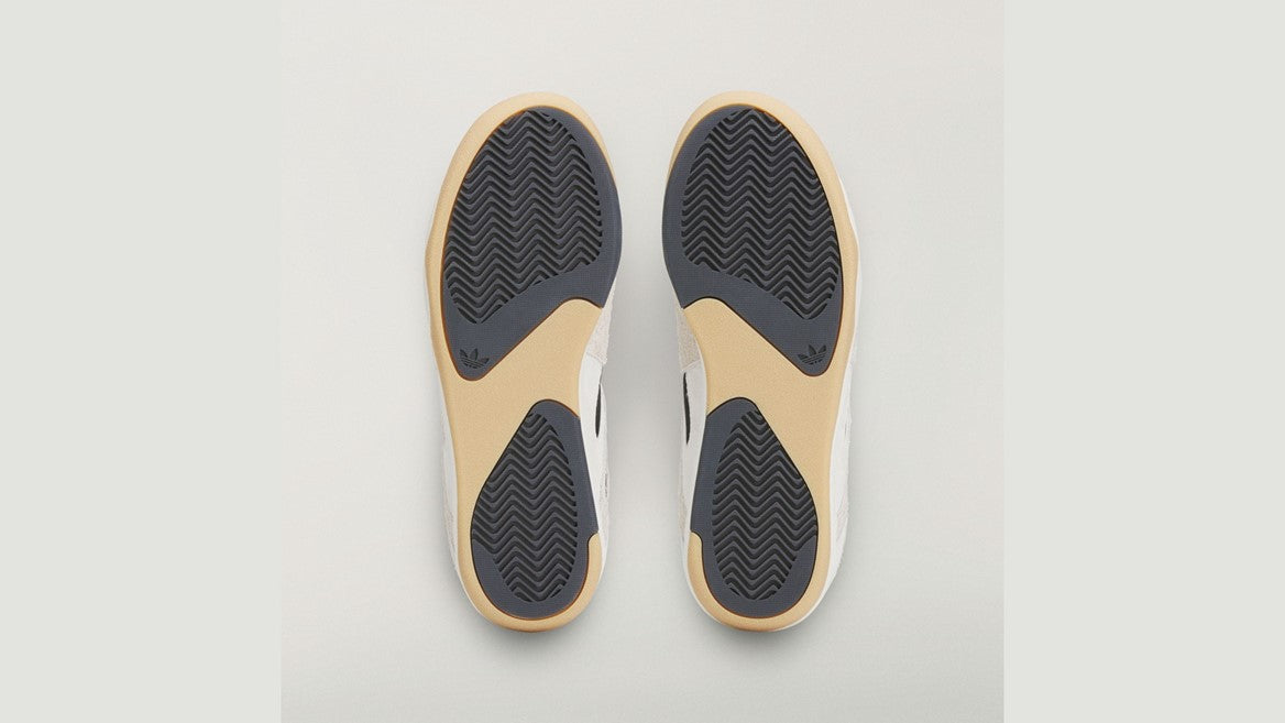 Adidas Unisex Badbo 1.0 Rise Shoes - Off White / Core Black / Gum - Shopsportive