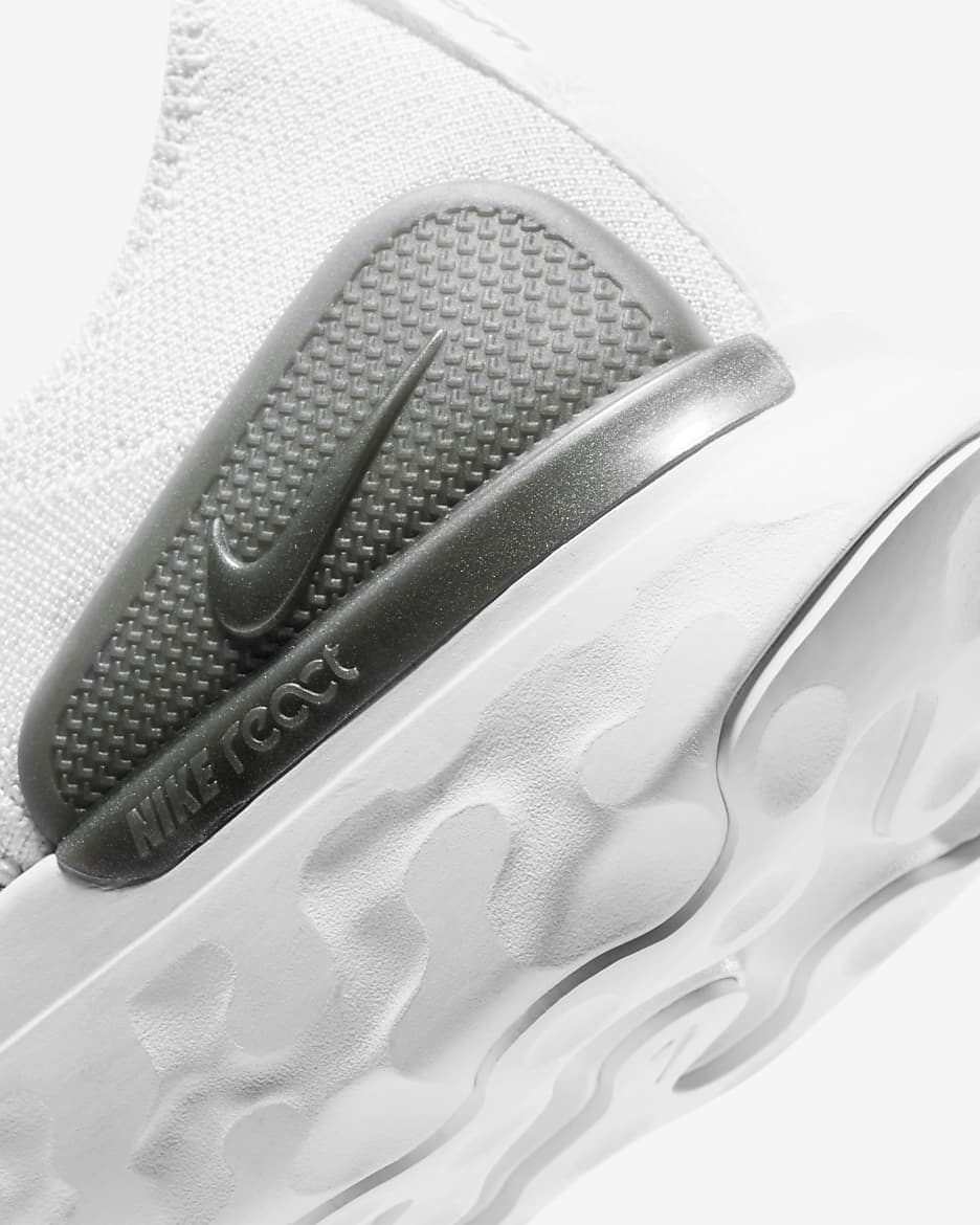 Nike Women's React Phantom Run Flyknit 2 Shoes - White / Pure Platinum / Metallic Silver - Shopsportive