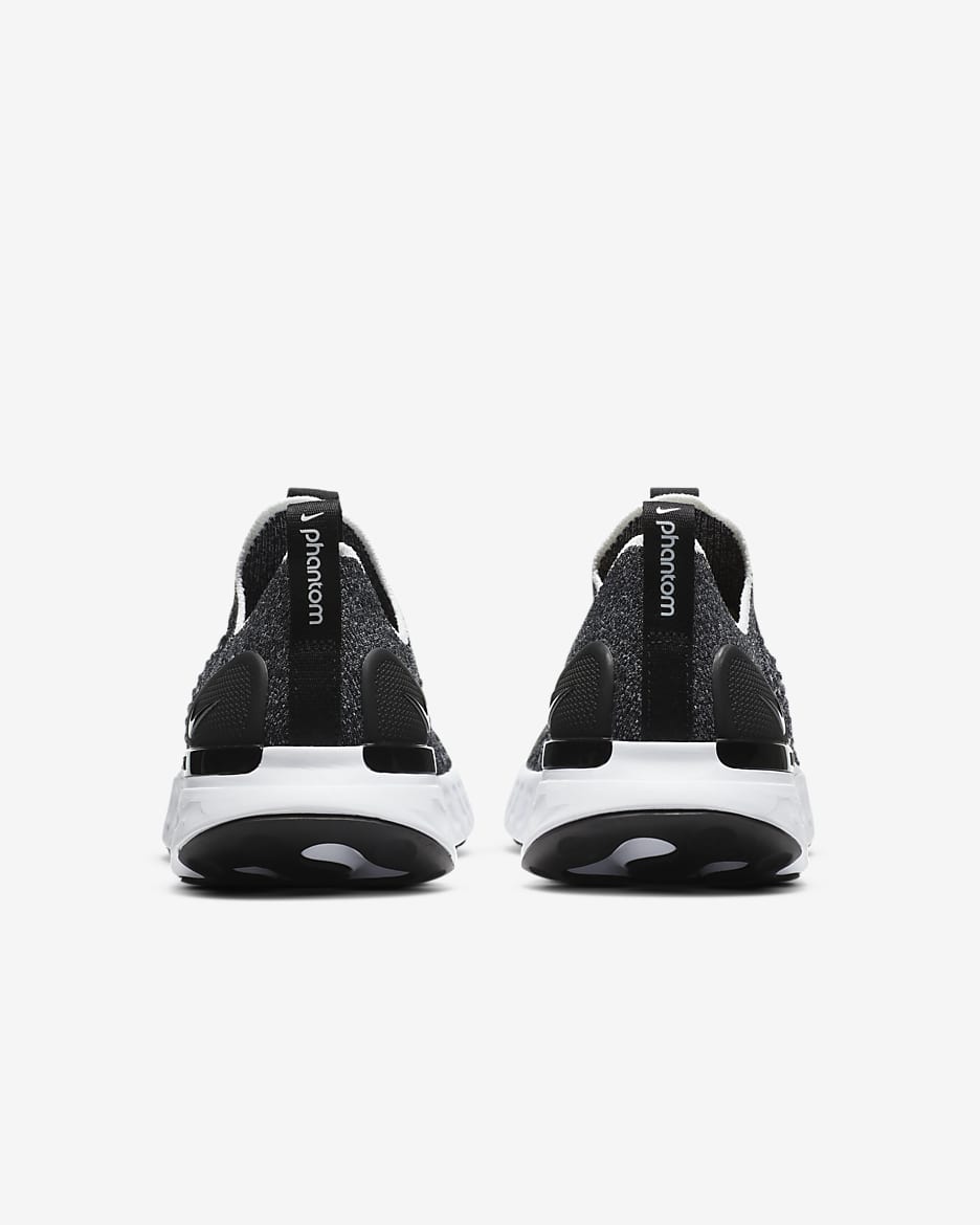 Nike Women's React Phantom Run Flyknit 2 Shoes - Black / White
