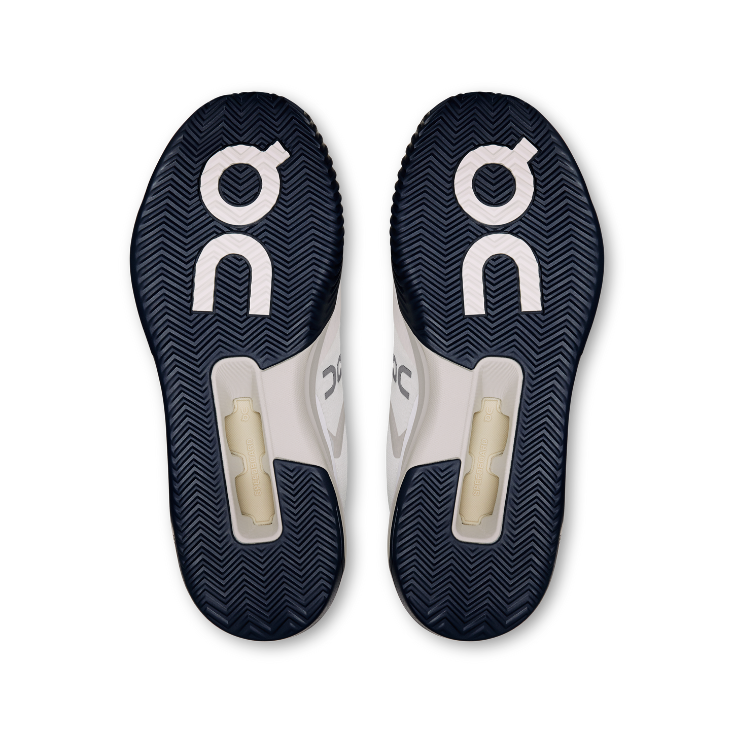 On Running Women's The Roger Advantage Pro Clay Shoes - White / Cream - Shopsportive