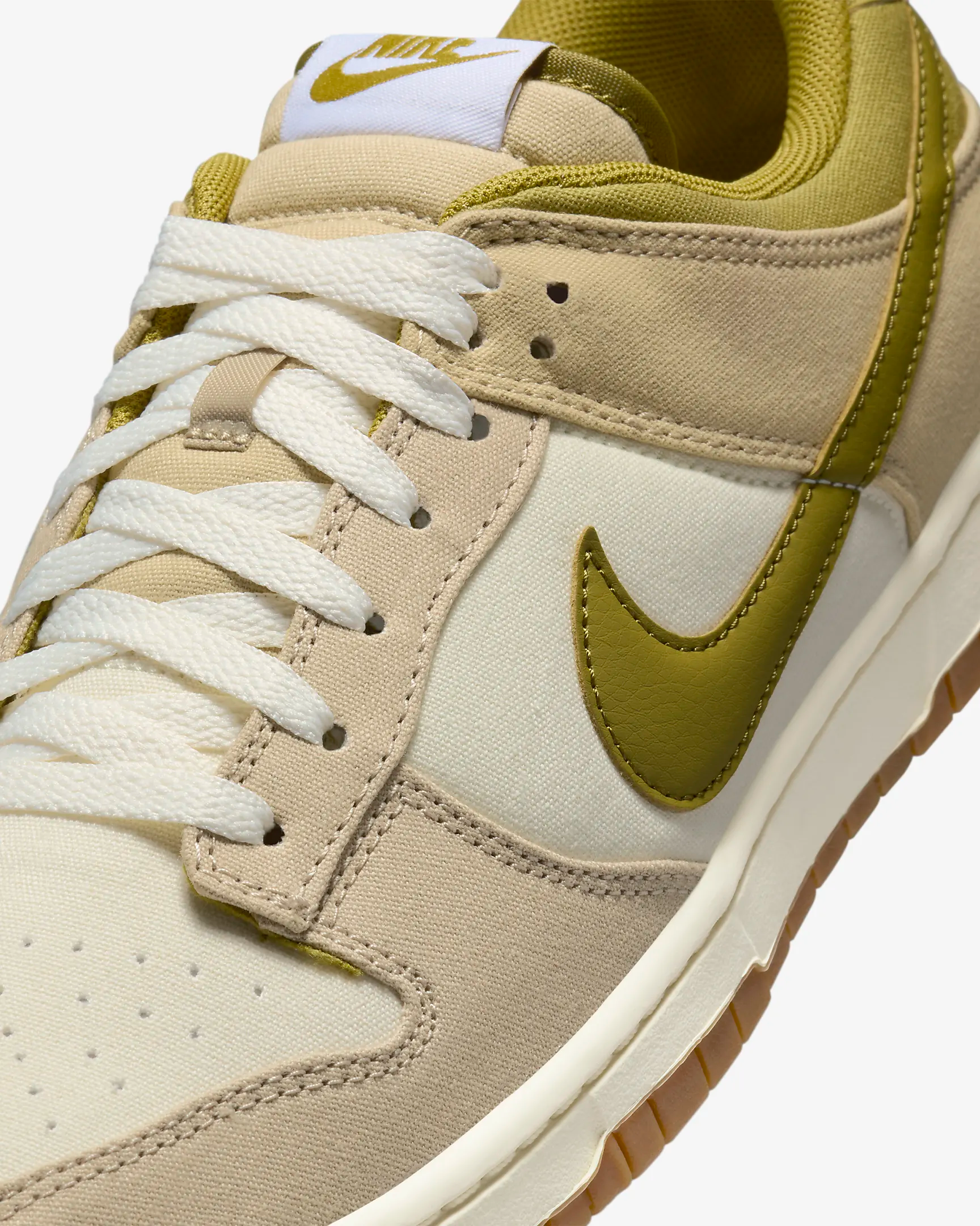 Nike Men's Dunk Low Shoes - Sail / Cream II / Limestone / Pacific Moss - Shopsportive