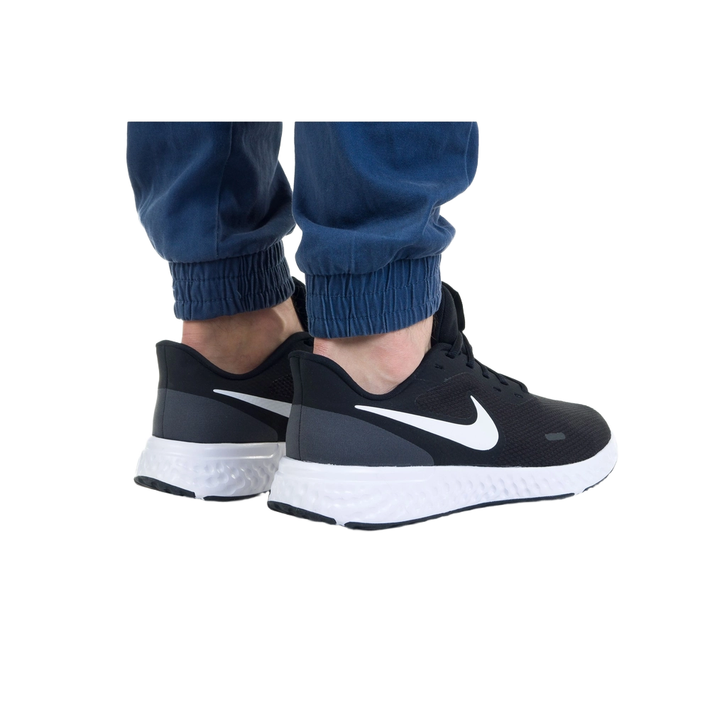 Nike Men's Revolution 5 Extra Wide Shoes - Black / White / Anthracite - Shopsportive