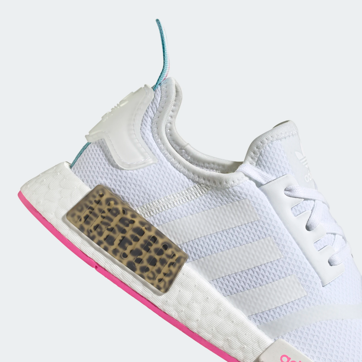 Adidas Kid's NMD R1 Shoes - Cloud White / Screaming Pink - Shopsportive