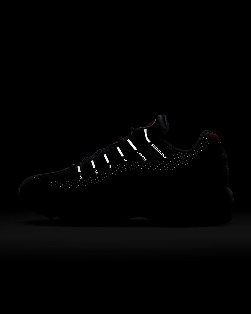 Nike Men's Air Max 95 Shoes - Anthracite / Team Red / Summit White / Black Sportive