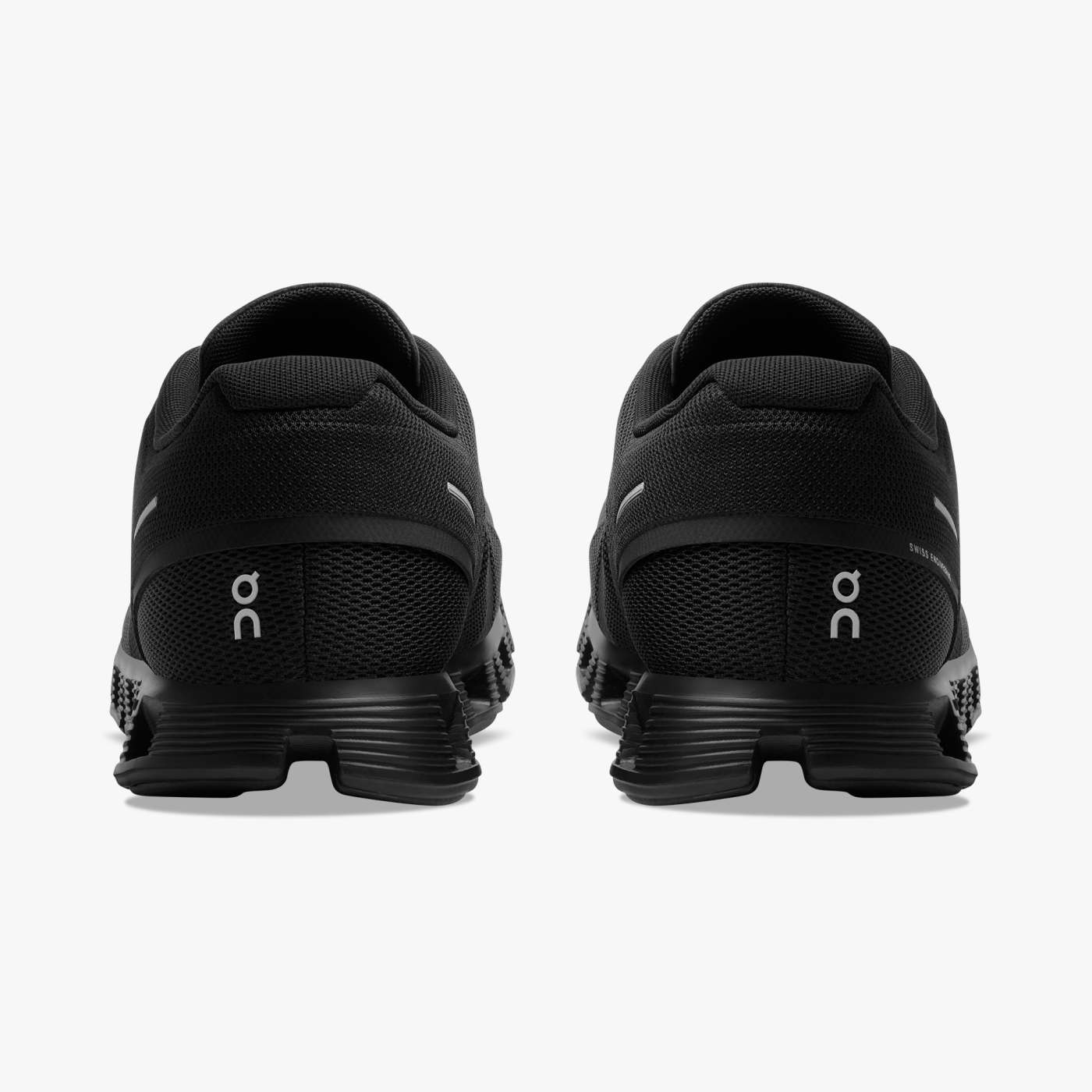 On Running Men's Cloud 5 Shoes - All Black Sportive