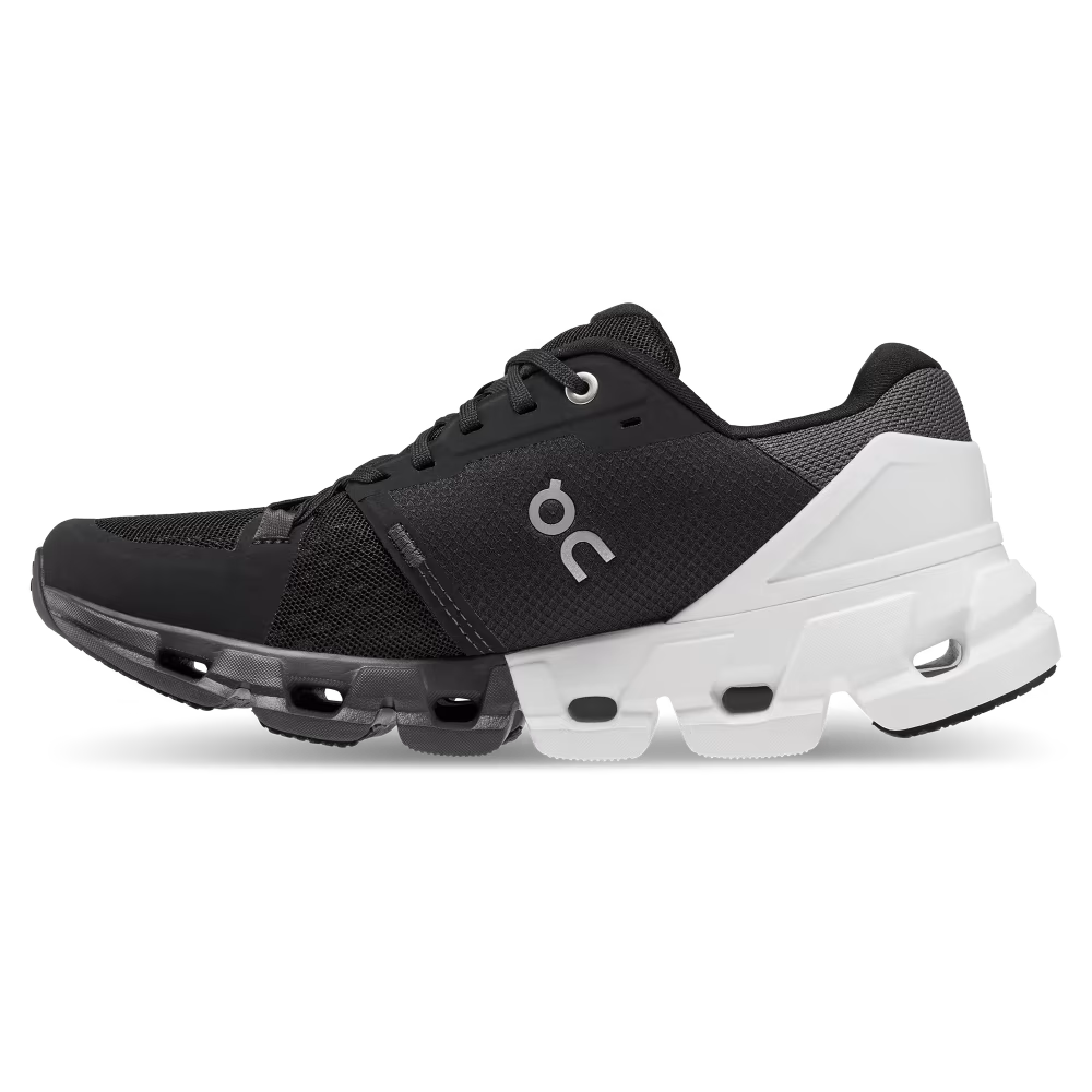 On Running Women's Cloudflyer 4 Shoes - Black / White - Shopsportive