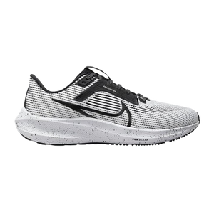 Nike Women's Pegasus 40 Shoes - White / Black