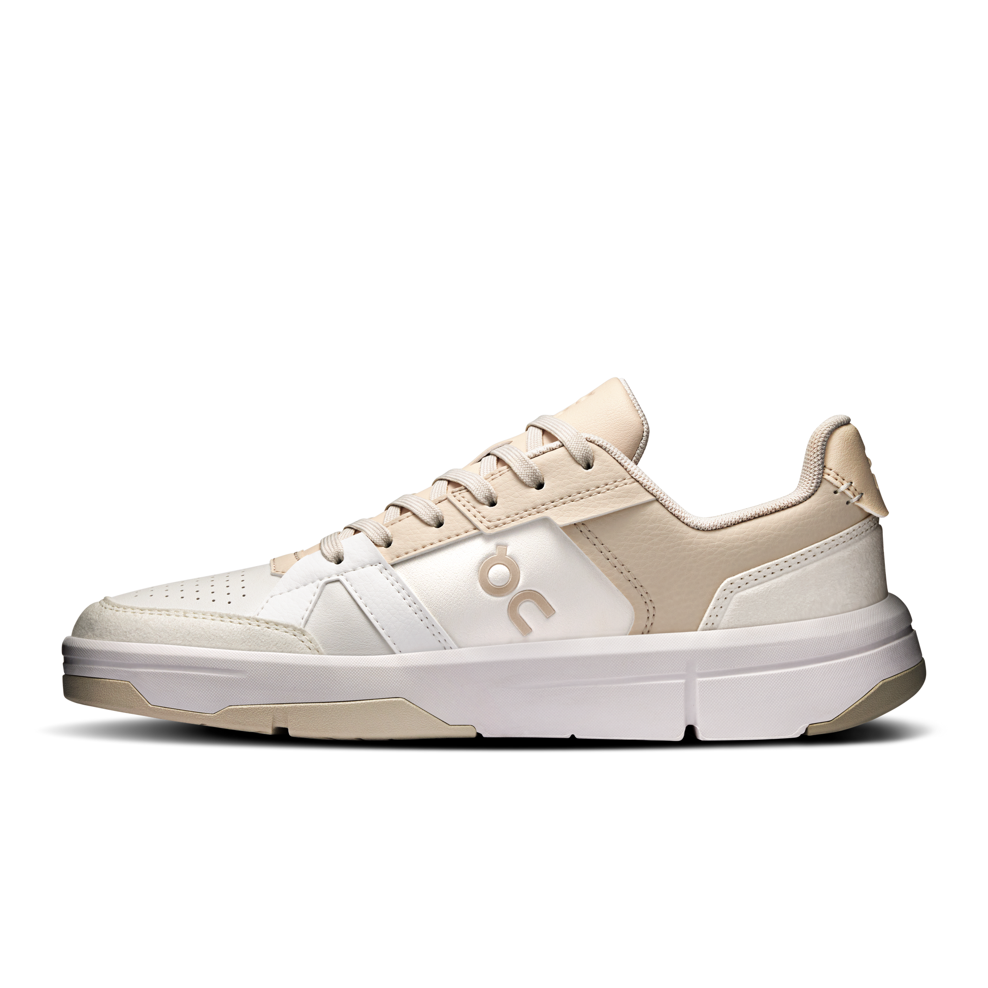 On Running Women's The Roger Clubhouse Shoes - White / Pearl - Shopsportive
