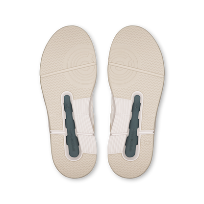On Running Women's The Roger Clubhouse Shoes - White / Pearl - Shopsportive