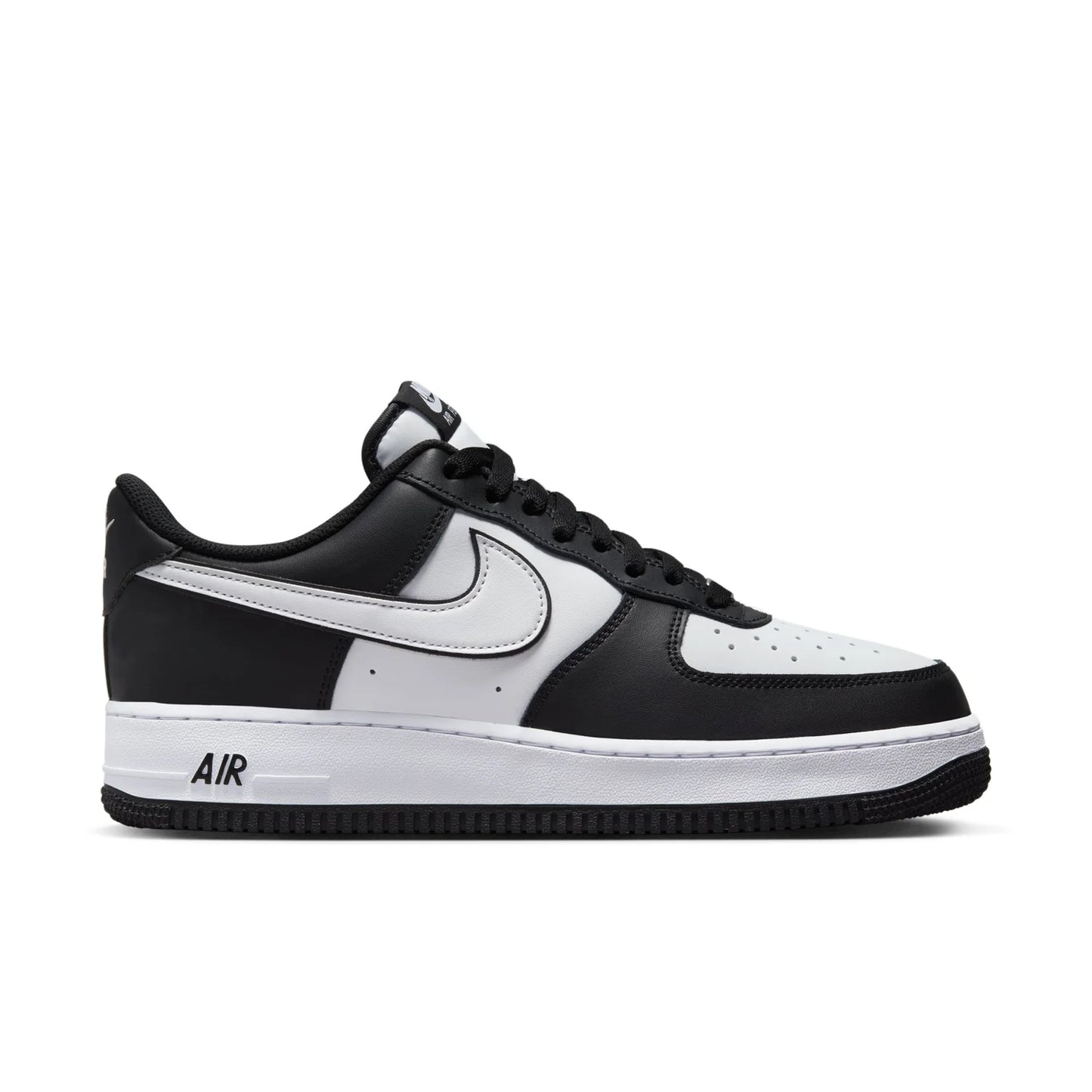 Nike Men's Air Force 1 '07 Shoes - Black / White