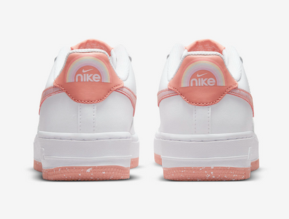 Nike Kids' Air Force 1 LV8 Shoes - White / Light Madder Root / Aura - Shopsportive