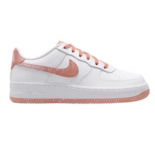 Load image into Gallery viewer, Nike Kid&#39;s Air Force 1 LV8 Shoes - White / Light Madder Root / Aura Sportive
