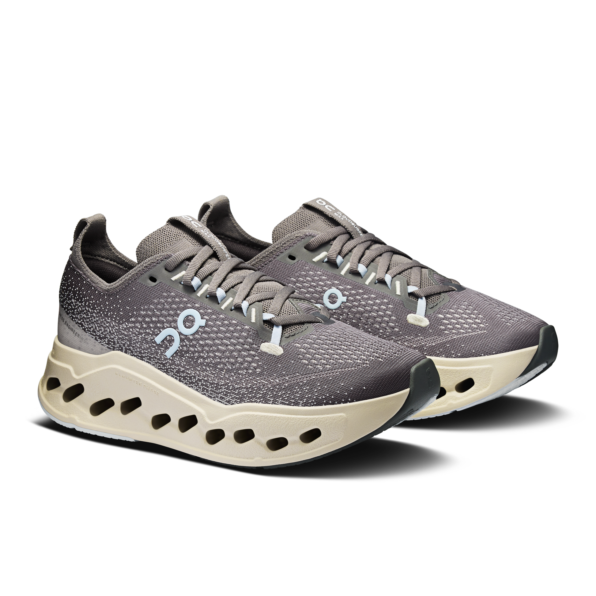 On Running Women's Cloudsurfer Max Shoes - Asphalt / Ice - Shopsportive