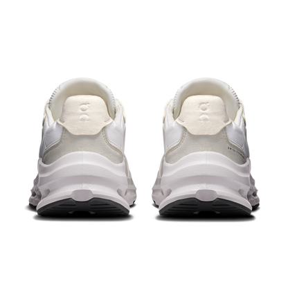 On Running Women's Cloudnova Rift Shoes - White / Ice - Shopsportive