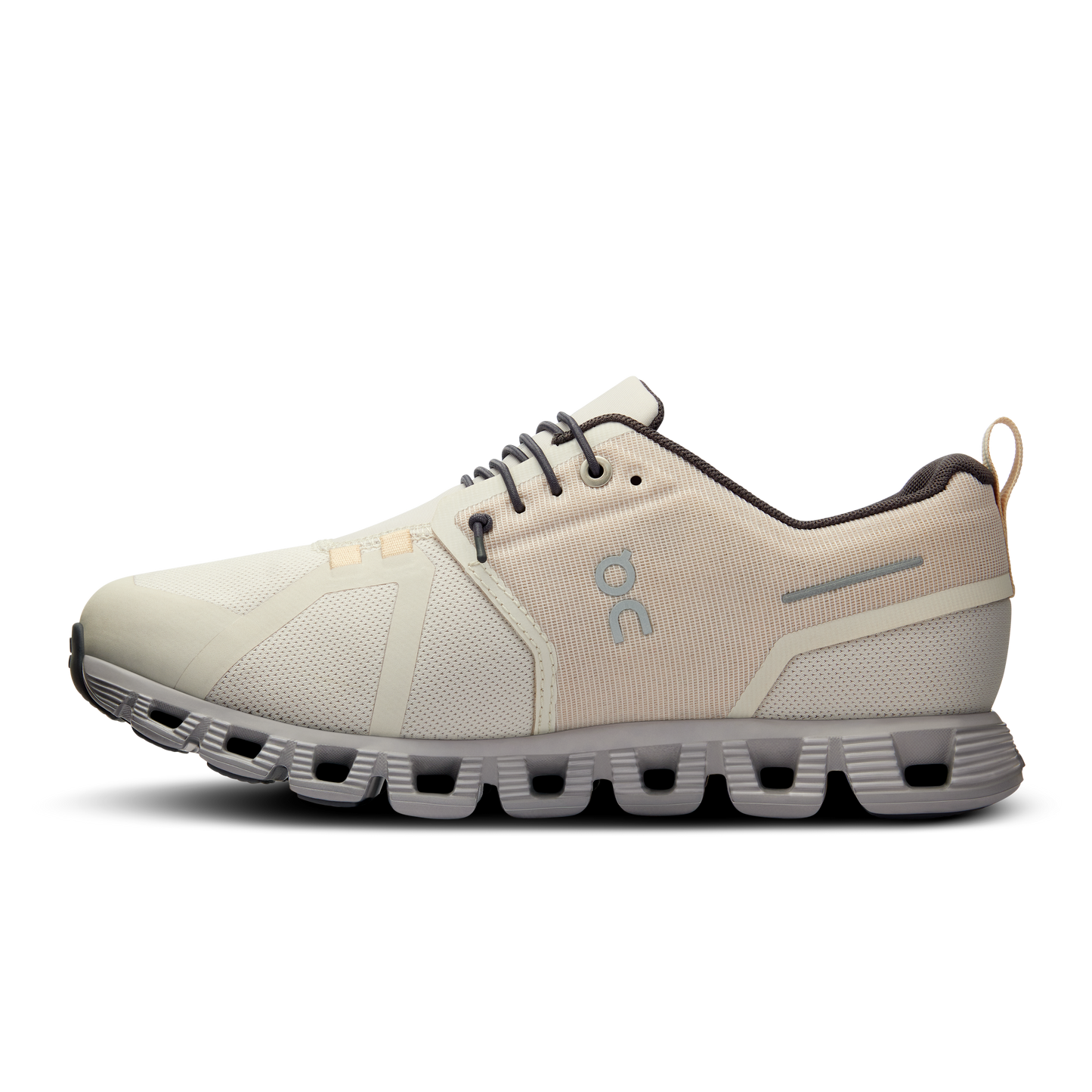 On Running Women's Cloud 5 Waterproof Shoes - Pearl / Fog