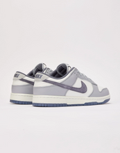 Load image into Gallery viewer, Nike Men&#39;s Dunk Low Retro SE Shoes - White / Light Carbon / Platinum Tint
