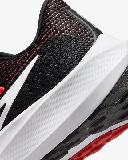Nike Men's Pegasus 40 Shoes - Black / Light Crimson / White - Shopsportive
