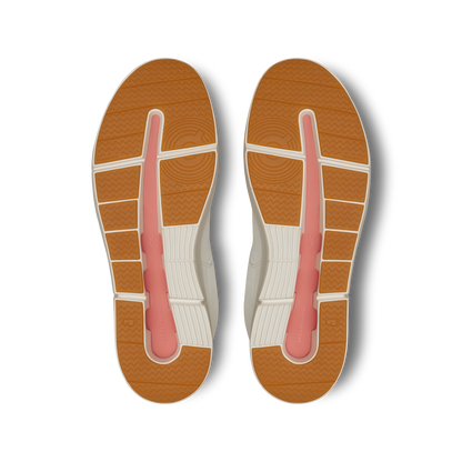 On Running Women's The Roger Clubhouse Shoes - White / Flamingo - Shopsportive