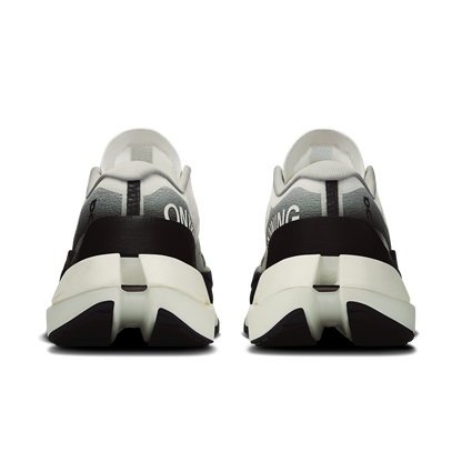 On Running Women's Cloudboom Max Shoes - White / Black - Shopsportive