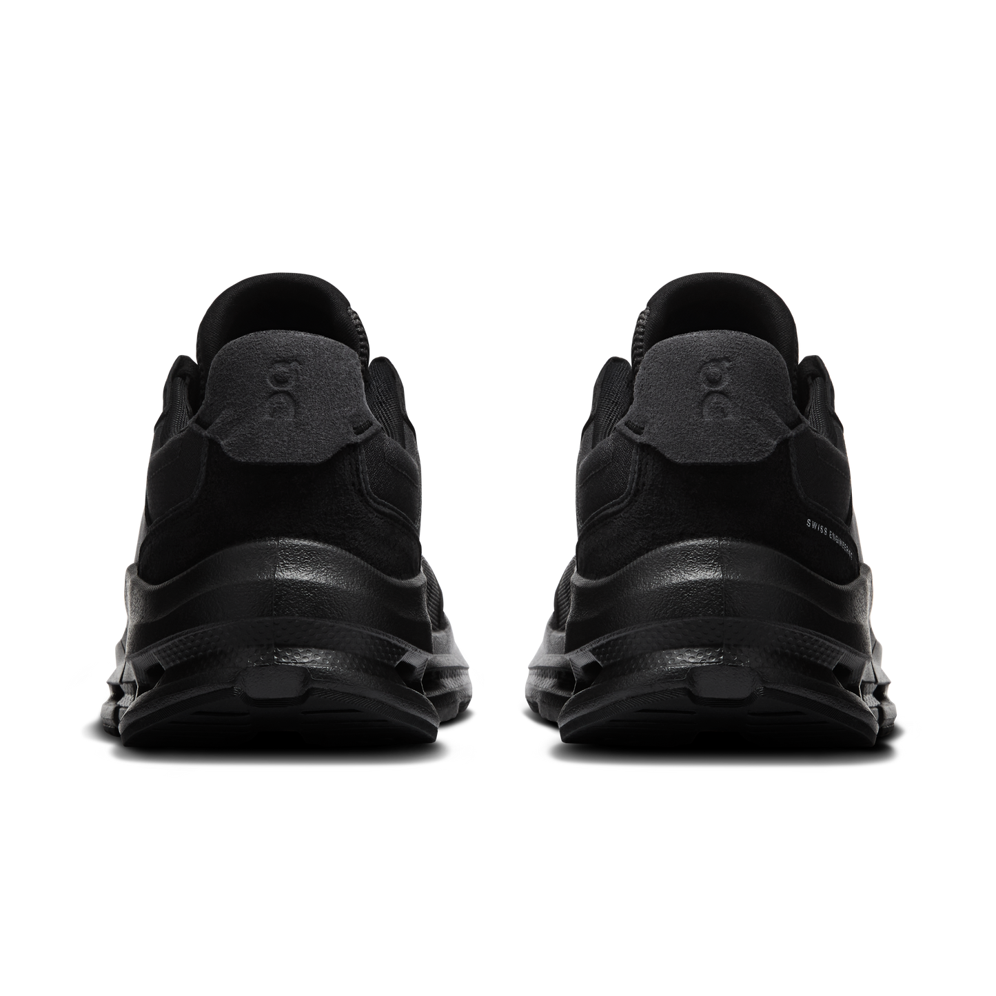 On Running Men's Cloudnova Rift Shoes - Black / Black