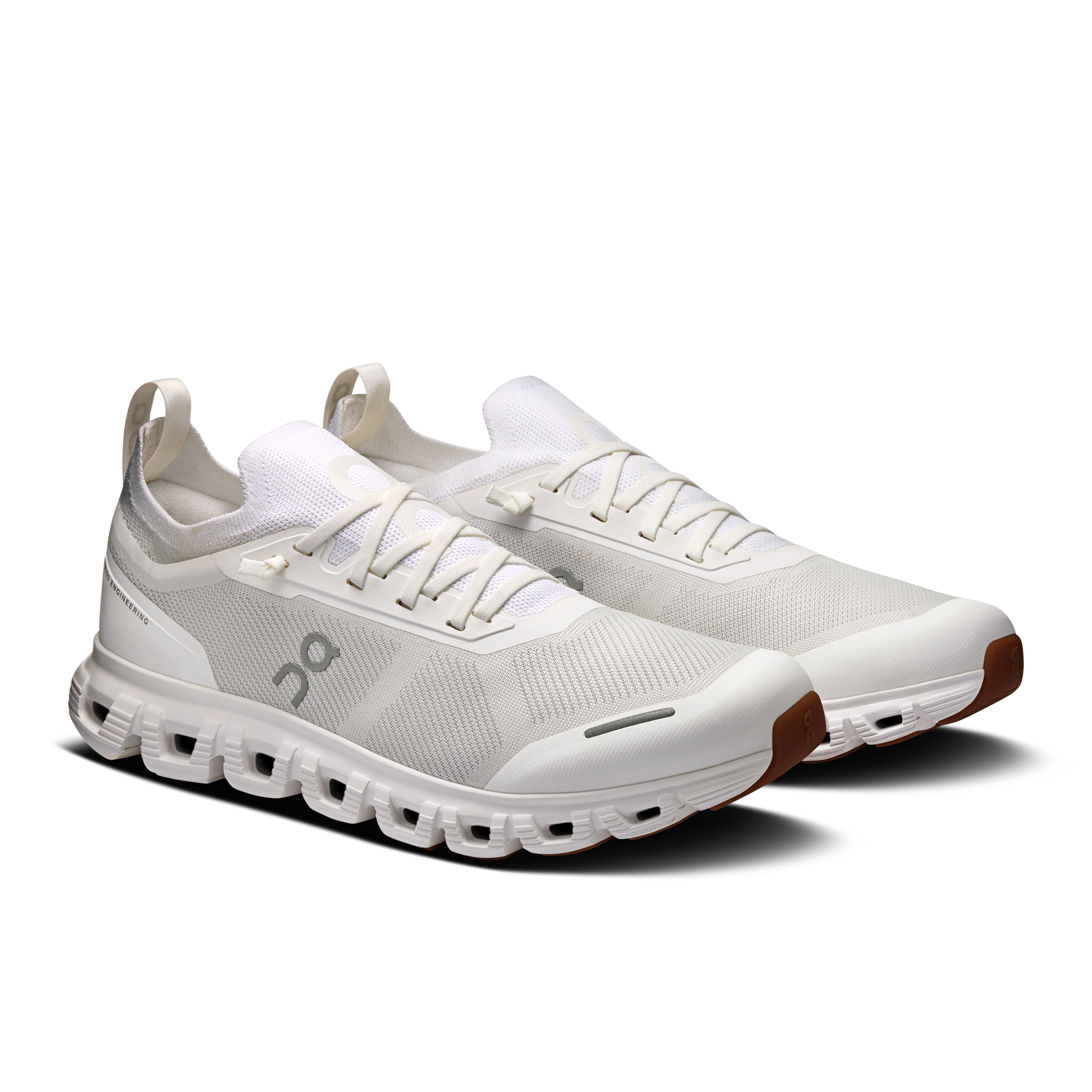 On Running Men's Cloud 6 Versa Shoes - White / White - Shopsportive