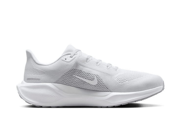 Nike Men's Pegasus 41 Extra Wide Road Running Shoes - All White