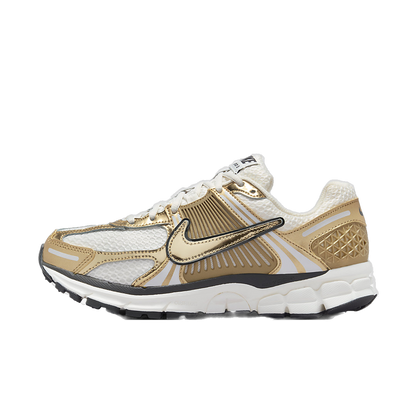 Nike Women's Zoom Vomero 5 Shoes - Photon Dust / Metallic Gold / Gridiron / Sail - Shopsportive