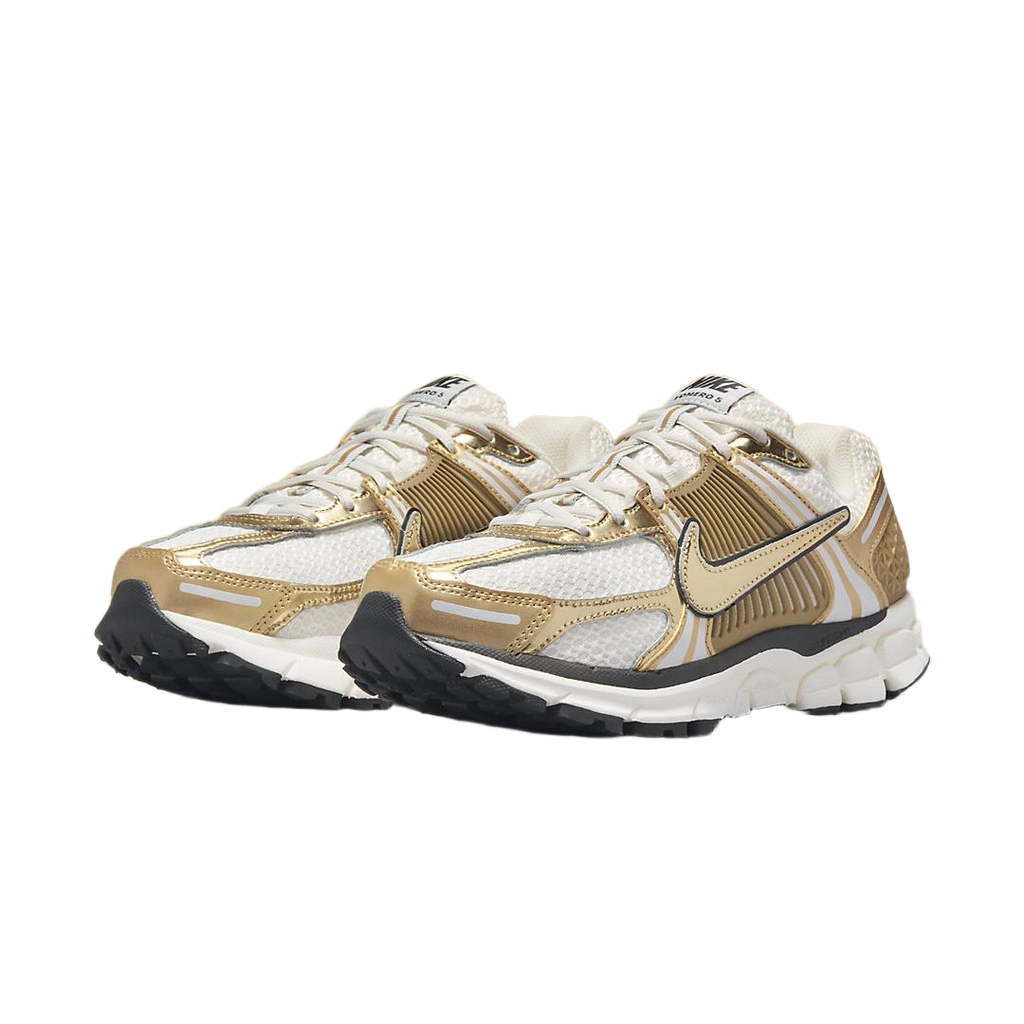 Nike Women's Zoom Vomero 5 Shoes - Photon Dust / Metallic Gold / Gridiron / Sail - Shopsportive