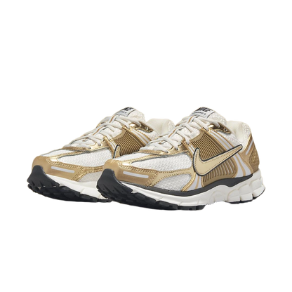 Nike Women's Zoom Vomero 5 Shoes - Photon Dust / Metallic Gold / Gridiron / Sail - Shopsportive