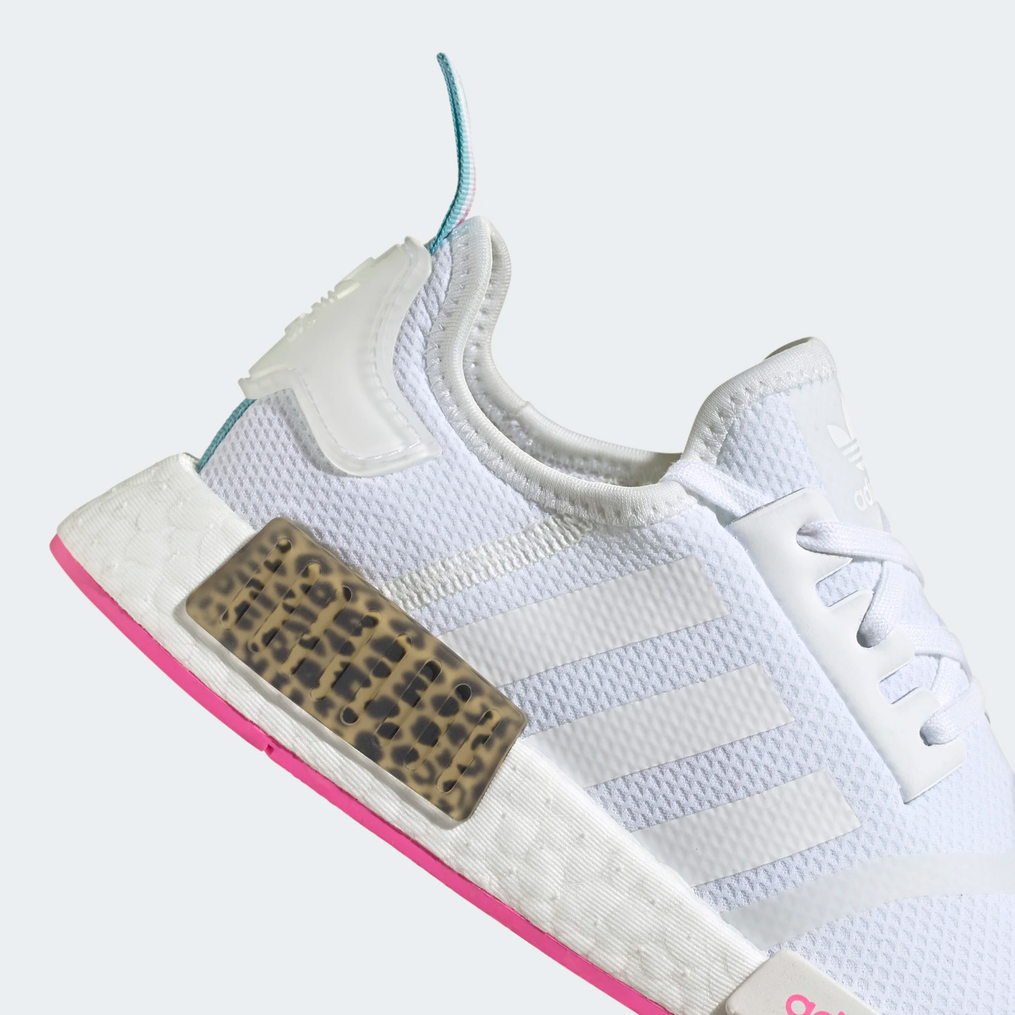 Adidas Kid's NMD R1 Shoes - Cloud White / Screaming Pink Sportive