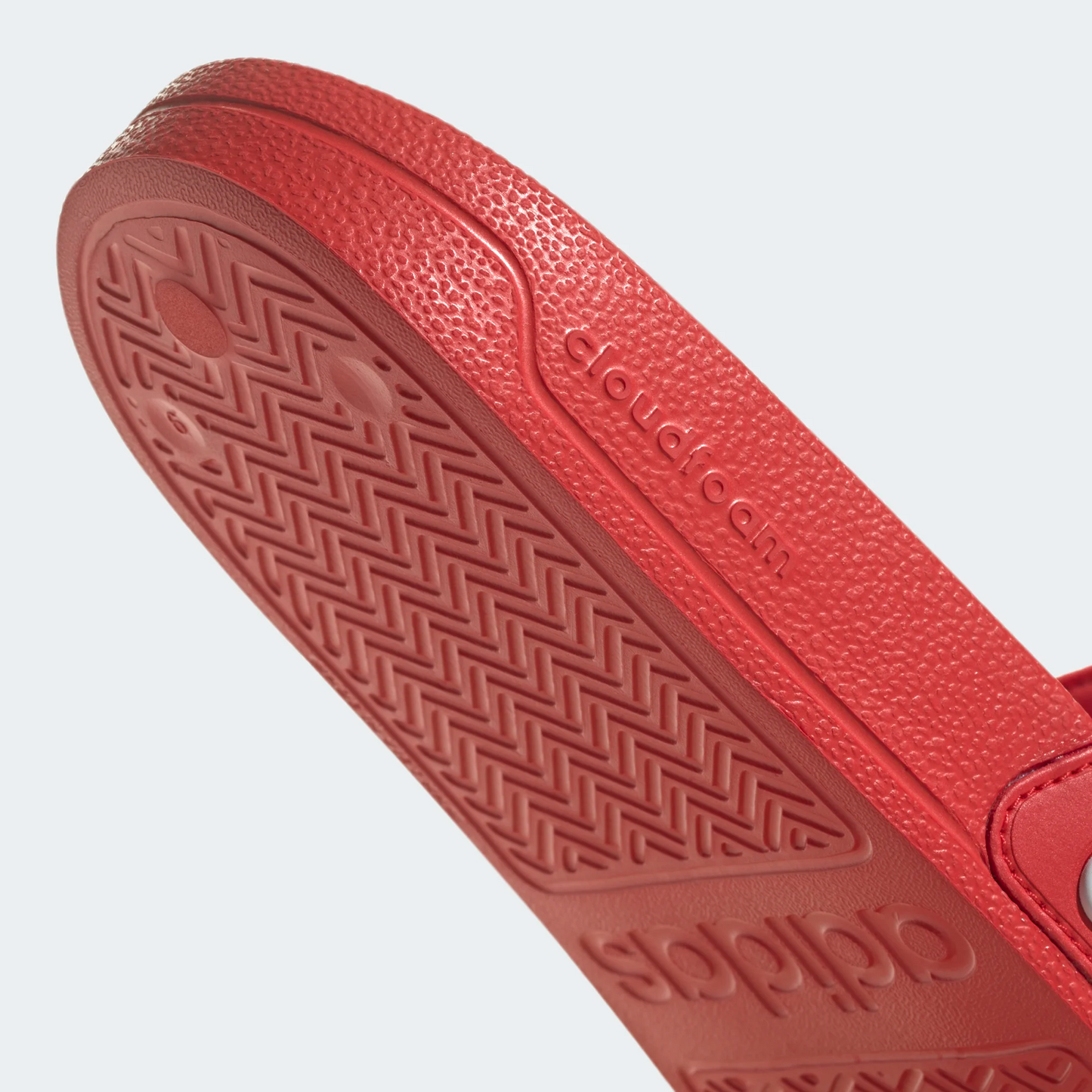 Adidas Men's Adilette Shower Slides - Vivid Red / Cloud White Sportive