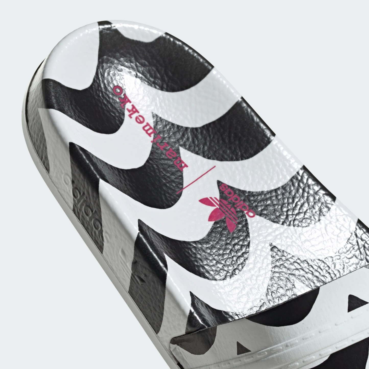 Adidas Women's Marimekko Adilette Slides - Core Black / Cloud White / Team Real Magenta Sportive