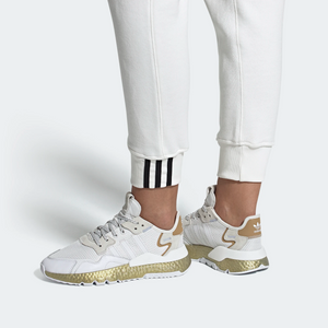 Adidas Women's Nite Jogger Shoes - Cloud White / Periwinkle / Gold Metallic Sportive