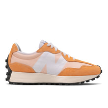 Load image into Gallery viewer, New Balance Women&#39;s 327 Shoes - Orange / Salmon Sportive
