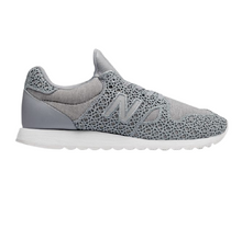 Load image into Gallery viewer, New Balance Women&#39;s 520 Re-engineered Shoes - Silver Mink Sportive
