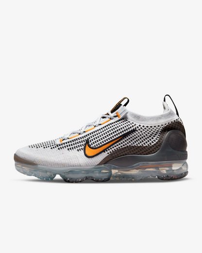 Nike Men's Air VaporMax 2021 Flyknit Shoes - White / Black / Anthracite / Kumquat - Shopsportive