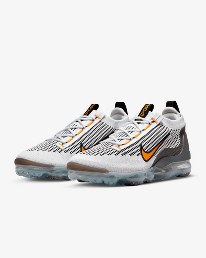 Nike Men's Air VaporMax 2021 Flyknit Shoes - White / Black / Anthracite / Kumquat - Shopsportive