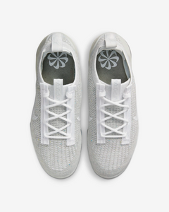 Nike Women's Air Vapormax 2021 FK Shoes - White / Pure Platinum / Metallic Silver Sportive