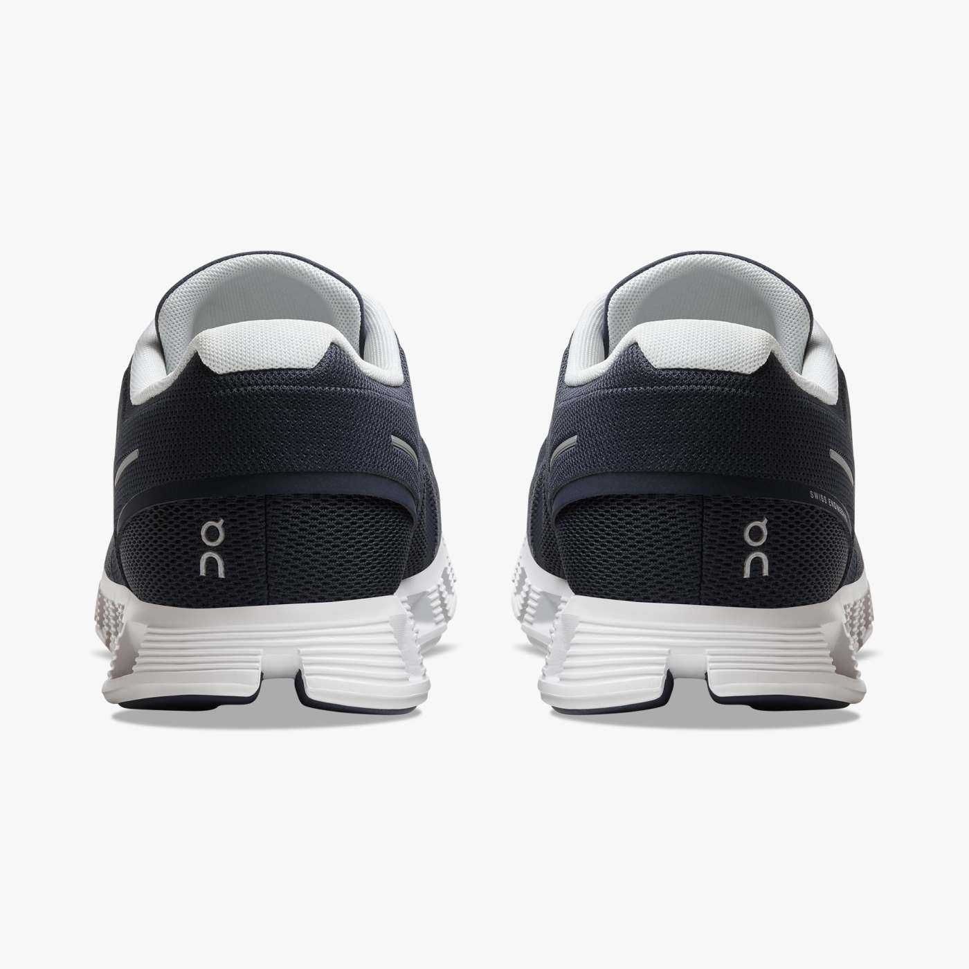 On Running Men's Cloud 5 Shoes - Midnight / White Sportive