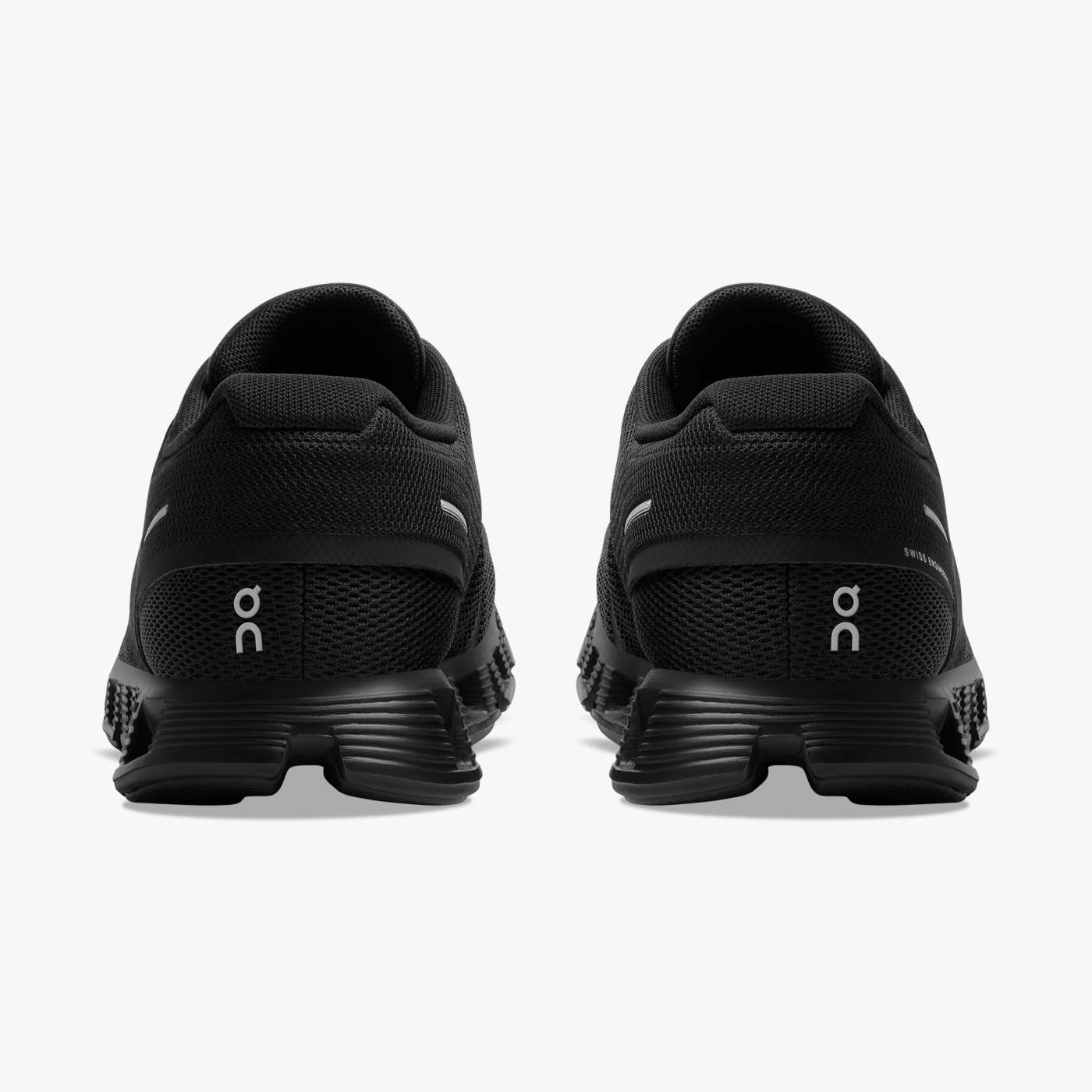 On Running Women's Cloud 5 Shoes - All Black Sportive